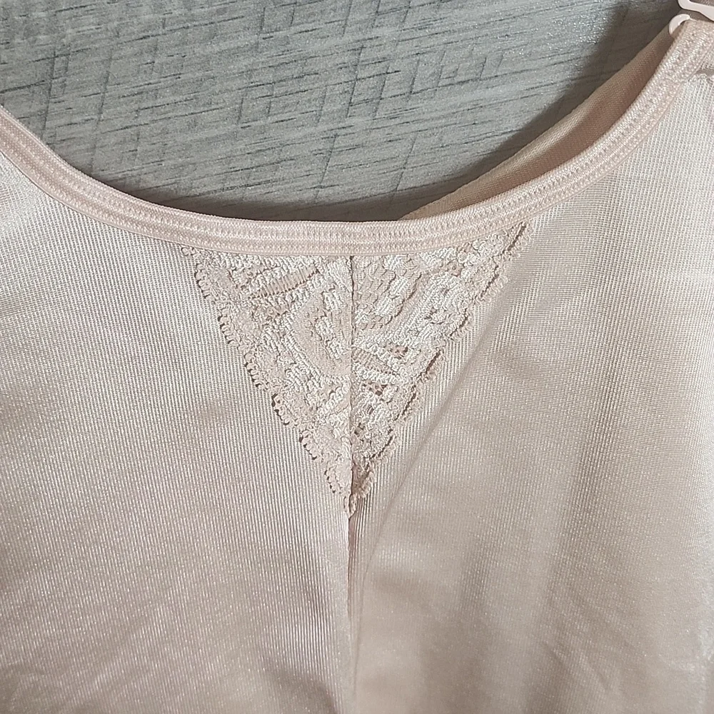 Ruby Ribbon Lace Cami In Pale - Picture 14 of 14